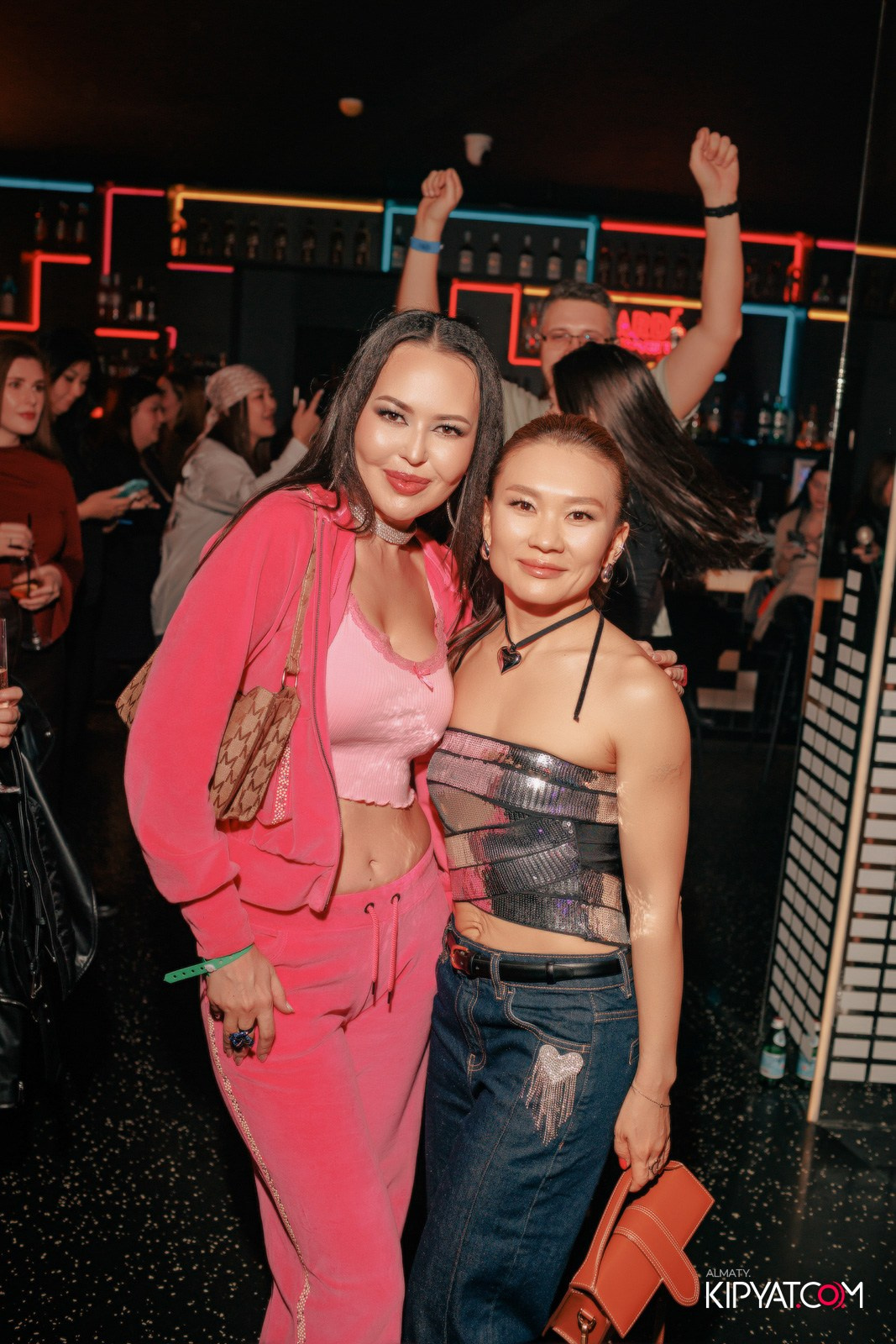 BEAUTY ЁЛКА SANTA BARBARA SPECIAL GUEST ГРУППА MILLENIUM 5 ТРИБЬЮТ ШОУ. КИПЯТКОМ АЛМАТЫ! Фотосъемка мероприятий в Алматы