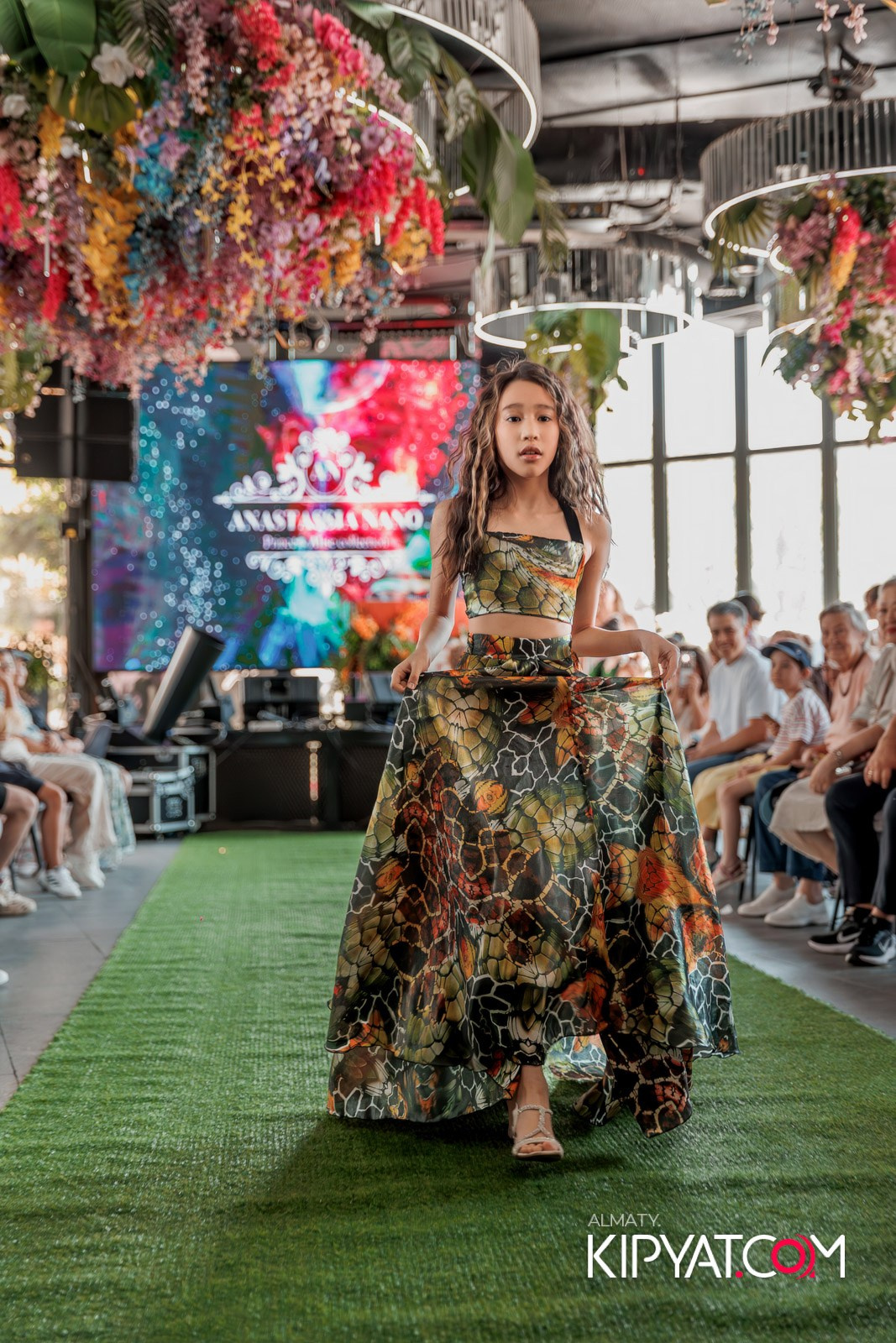 PROM KIDS FASHION SHOW. КИПЯТКОМ АЛМАТЫ!