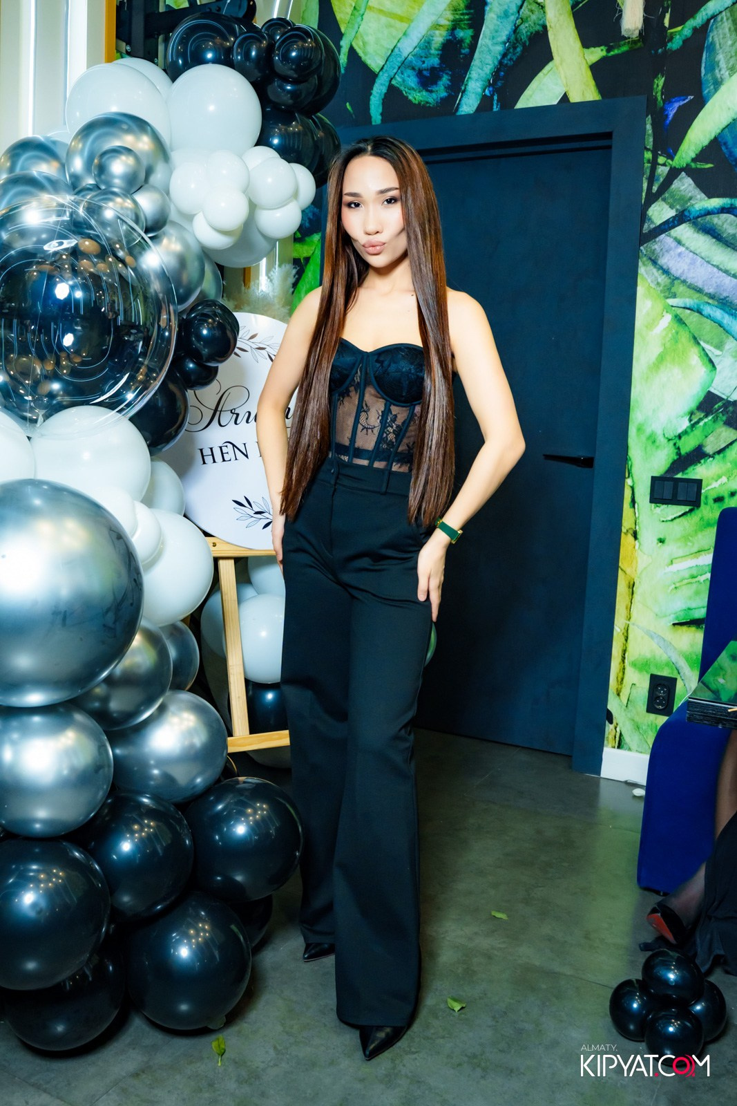 MOOD KARAOKE & TERRACE. КИПЯТКОМ АЛМАТЫ!