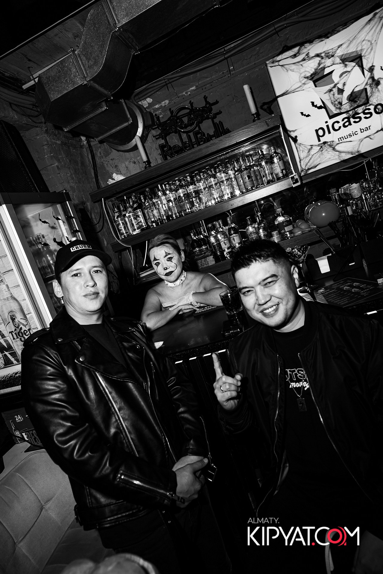 PICASSO BAR. КИПЯТКОМ АЛМАТЫ!
