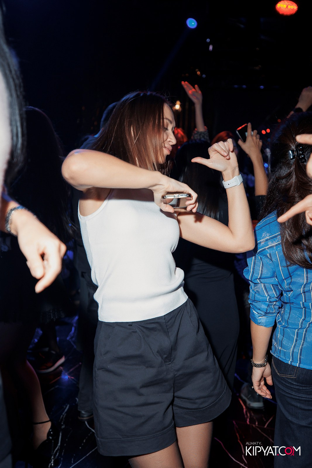 MOOD BAR & KARAOKE. КИПЯТКОМ АЛМАТЫ!