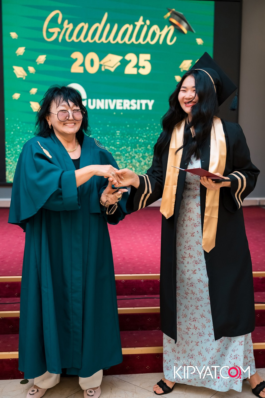 GRADUATION 2025 Q UNIVERSITY. КИПЯТКОМ АЛМАТЫ!