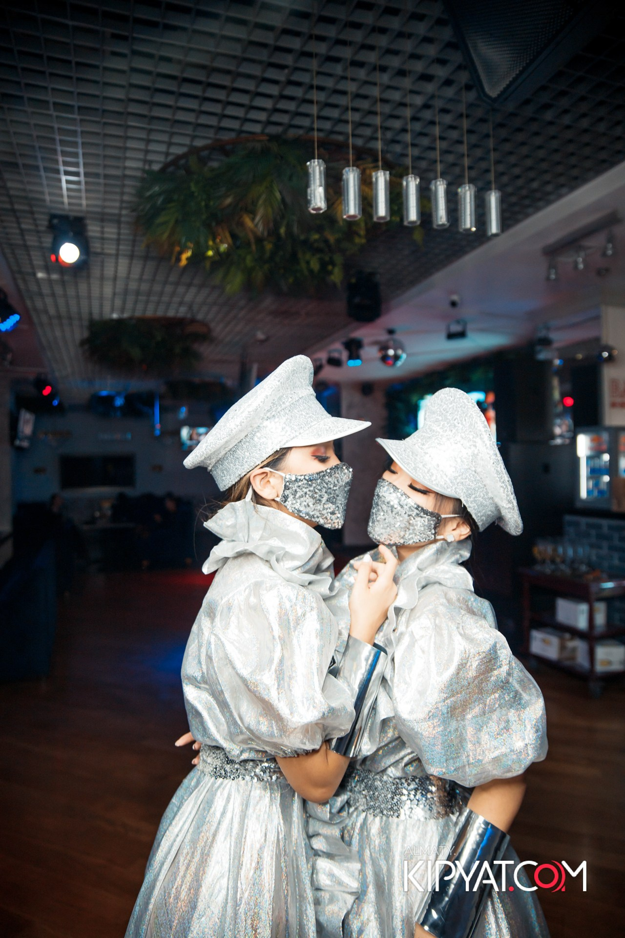 УХО И МЕДВЕДЬ НА КУРМАНГАЗЫ. КИПЯТКОМ АЛМАТЫ!