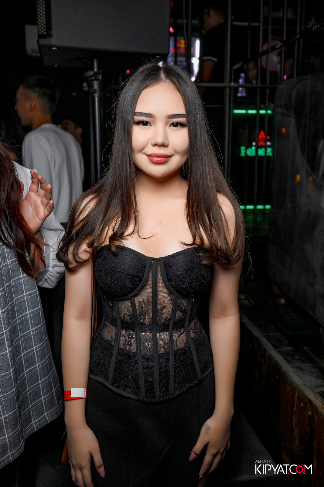 UYAT EMES BAR. КИПЯТКОМ АЛМАТЫ! Фотосъемка мероприятий в Алматы