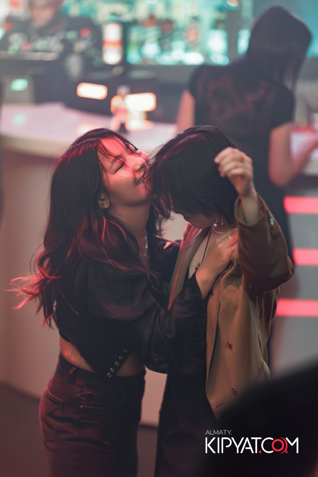 SANTA BARBARA. КИПЯТКОМ АЛМАТЫ!