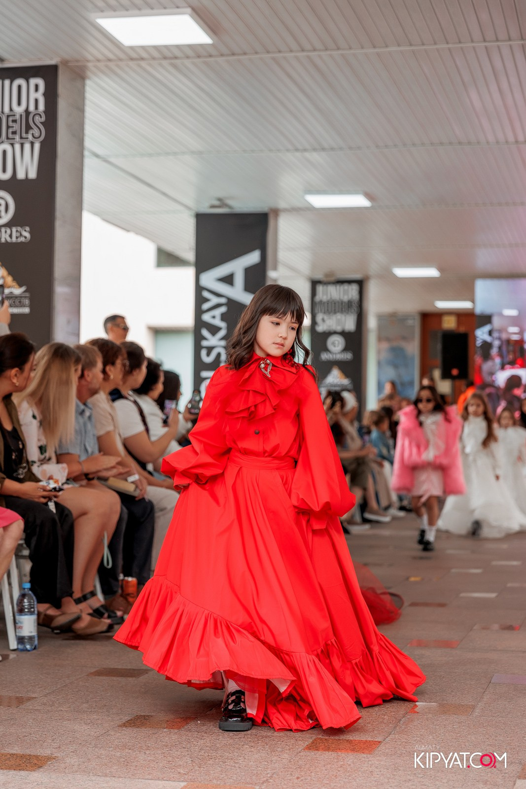 JUNIOR FASHION SHOW. КИПЯТКОМ АЛМАТЫ!
