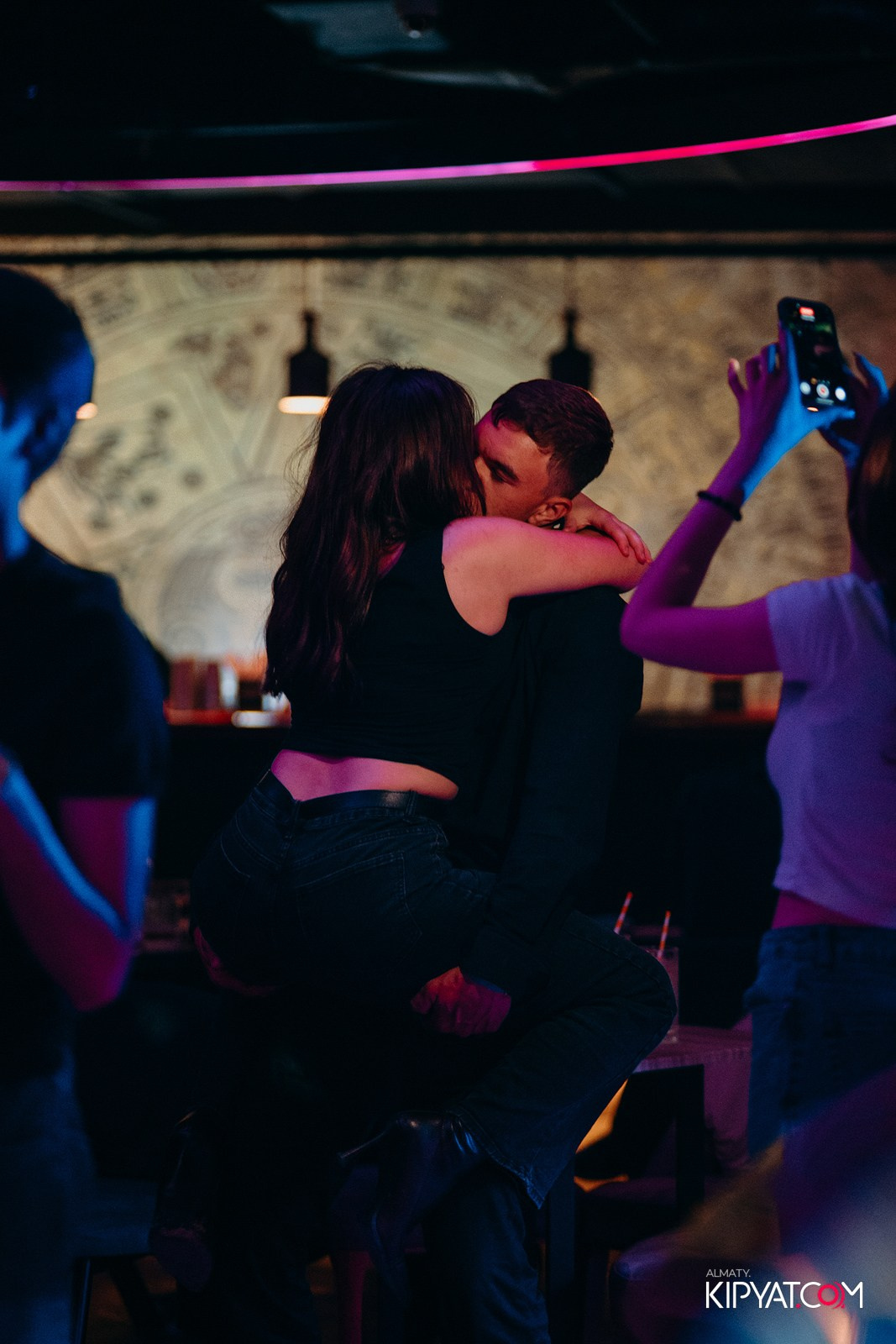 EVENT BAR. КИПЯТКОМ АЛМАТЫ!