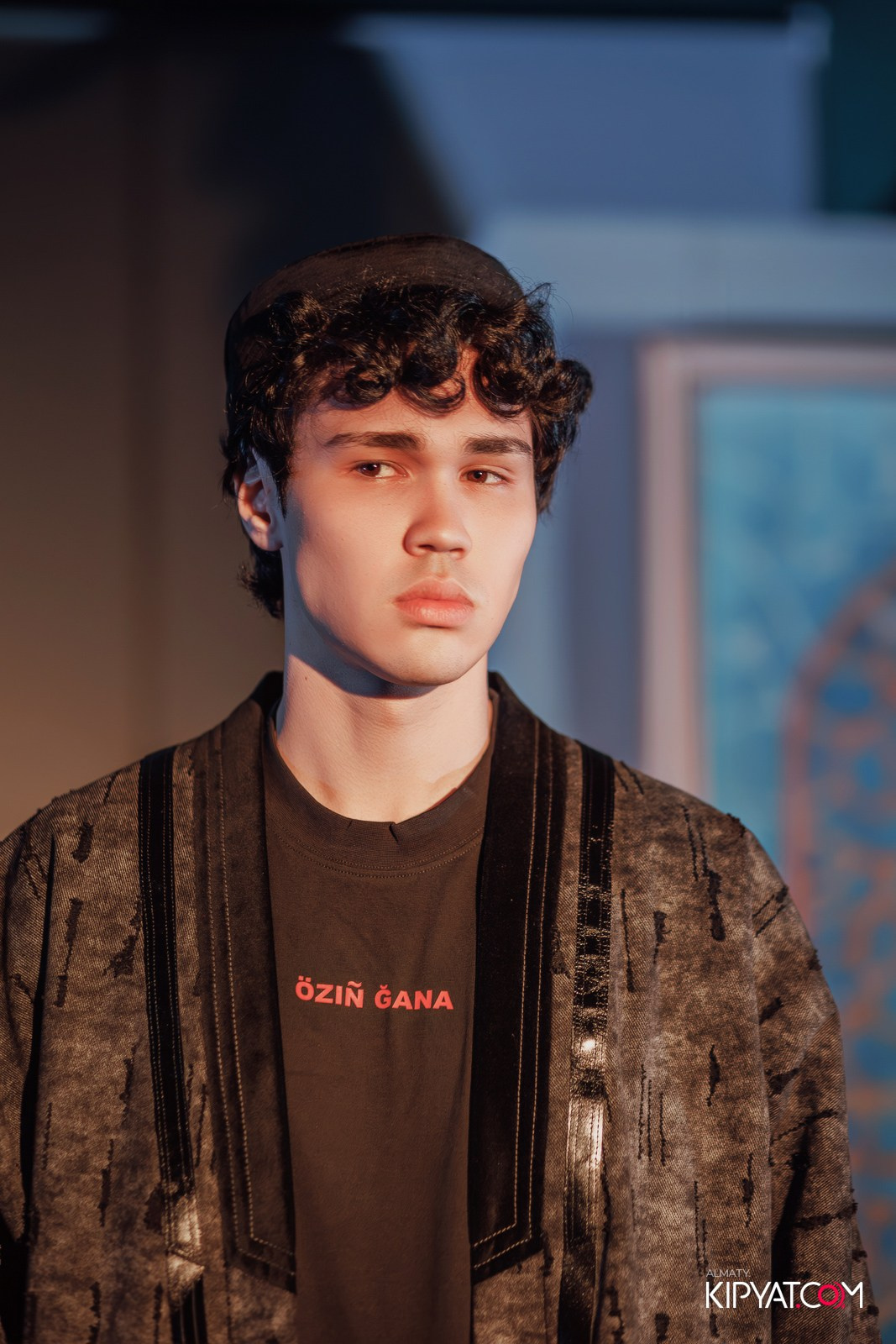 FASHION ПОКАЗ, КАЗАХСКОЙ НАЦИОНАЛЬНОЙ ОДЕЖДЫ. КИПЯТКОМ АЛМАТЫ!