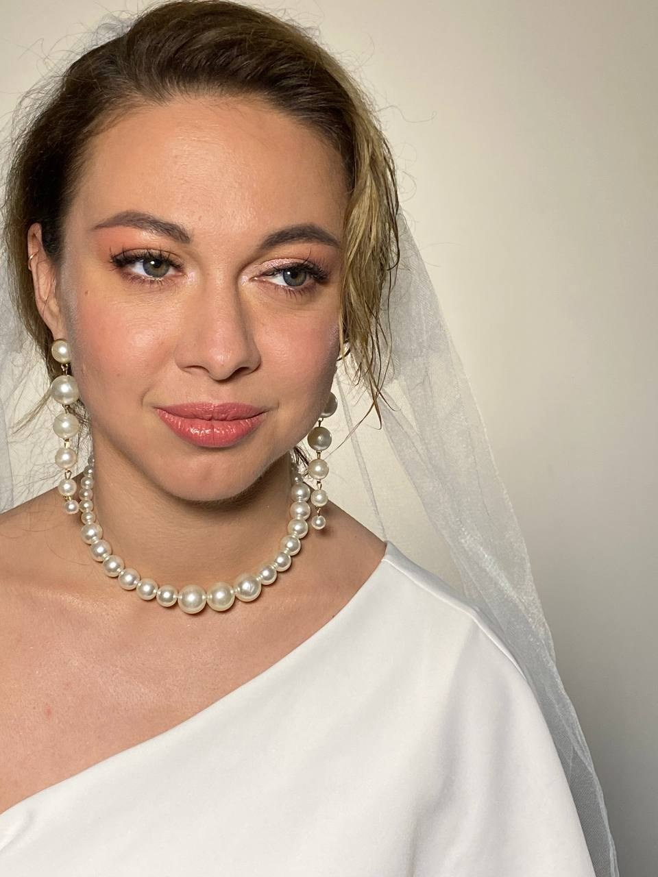 Невеста. Наталья Даньшина — Визажист-Стилист причесок