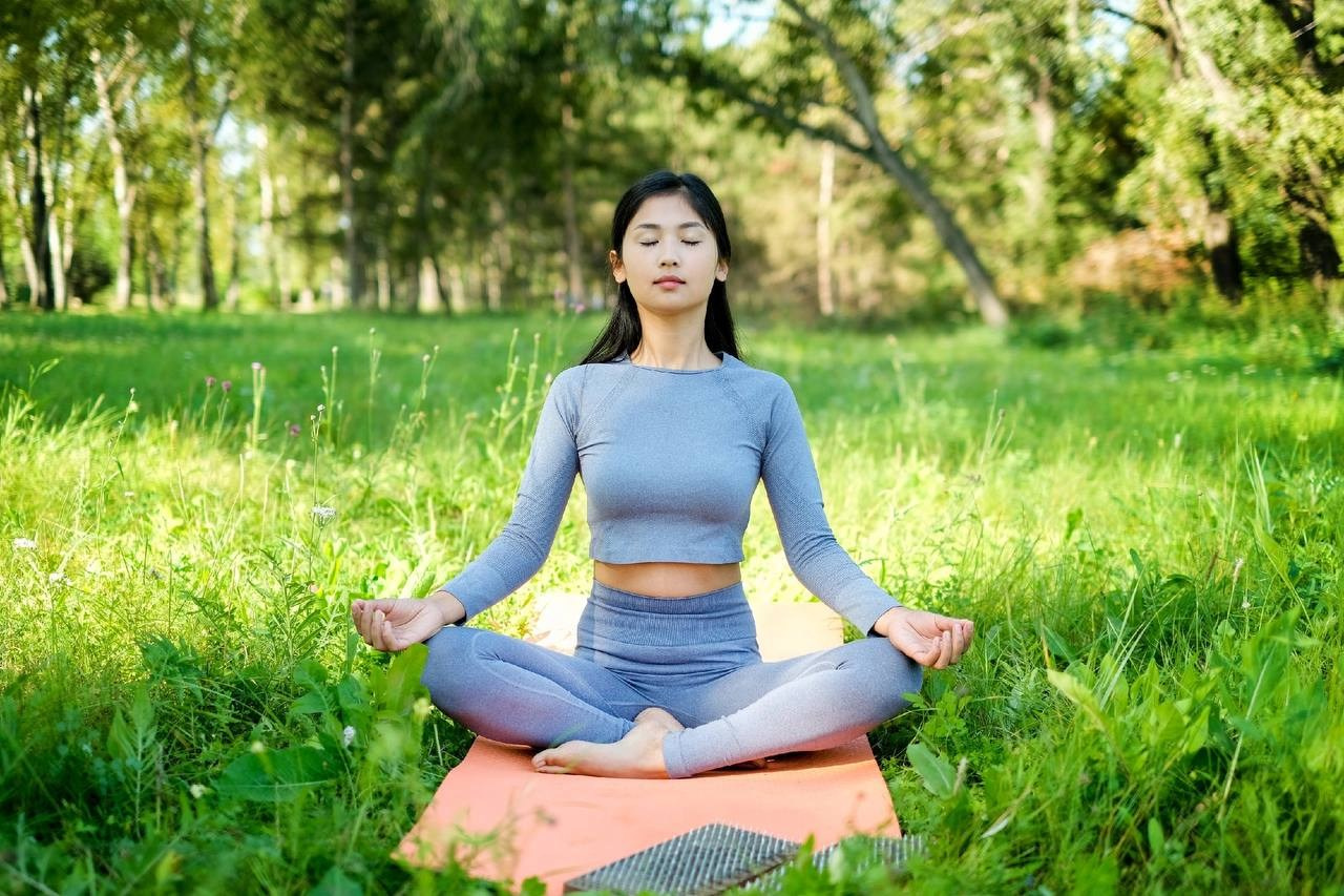 Модель для предметной съемки Дамира Красноярск| Sale Easy