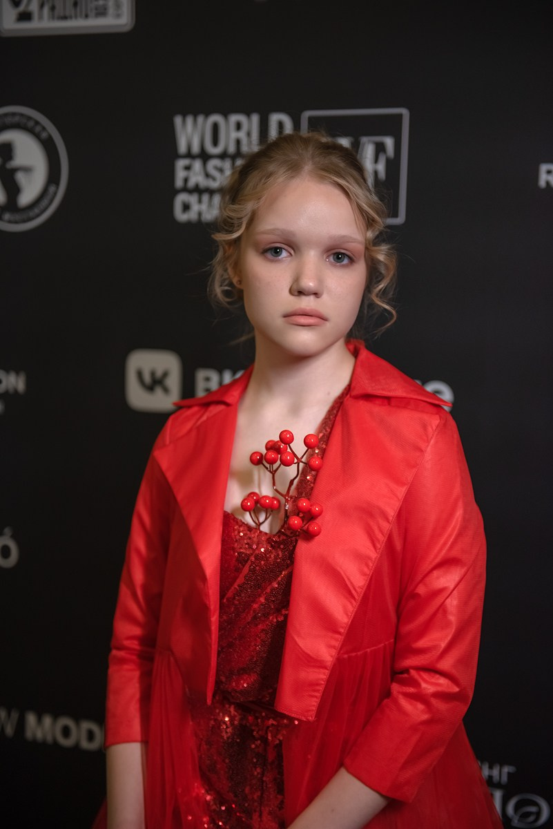 SochiFashionWeek2024 дизайнер Анохина Светлана. Семейный и коммерческий фотограф в Сочи Александр Бодунов