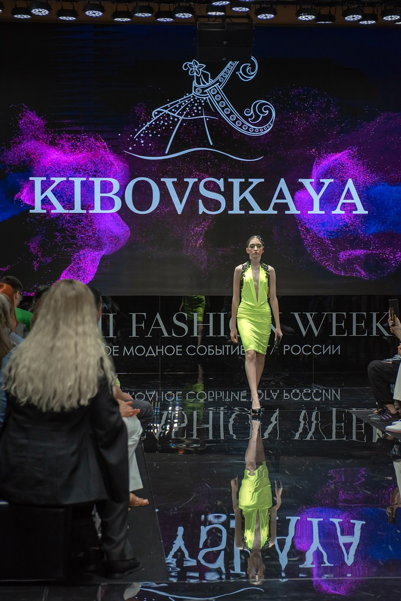 SochiFashionWeek2024 дизайнер Кибовская. Семейный и коммерческий фотограф в Сочи Александр Бодунов