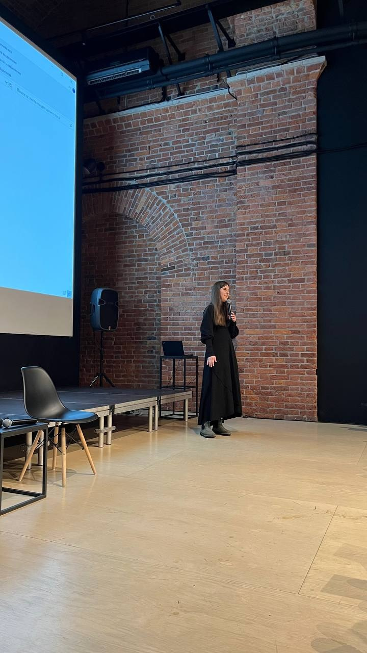 Низина, зин-фестиваль, 28-29.09.2024, пространство «Сообщество», Новая Голландия, Санкт-Петербург. Лера Круглова