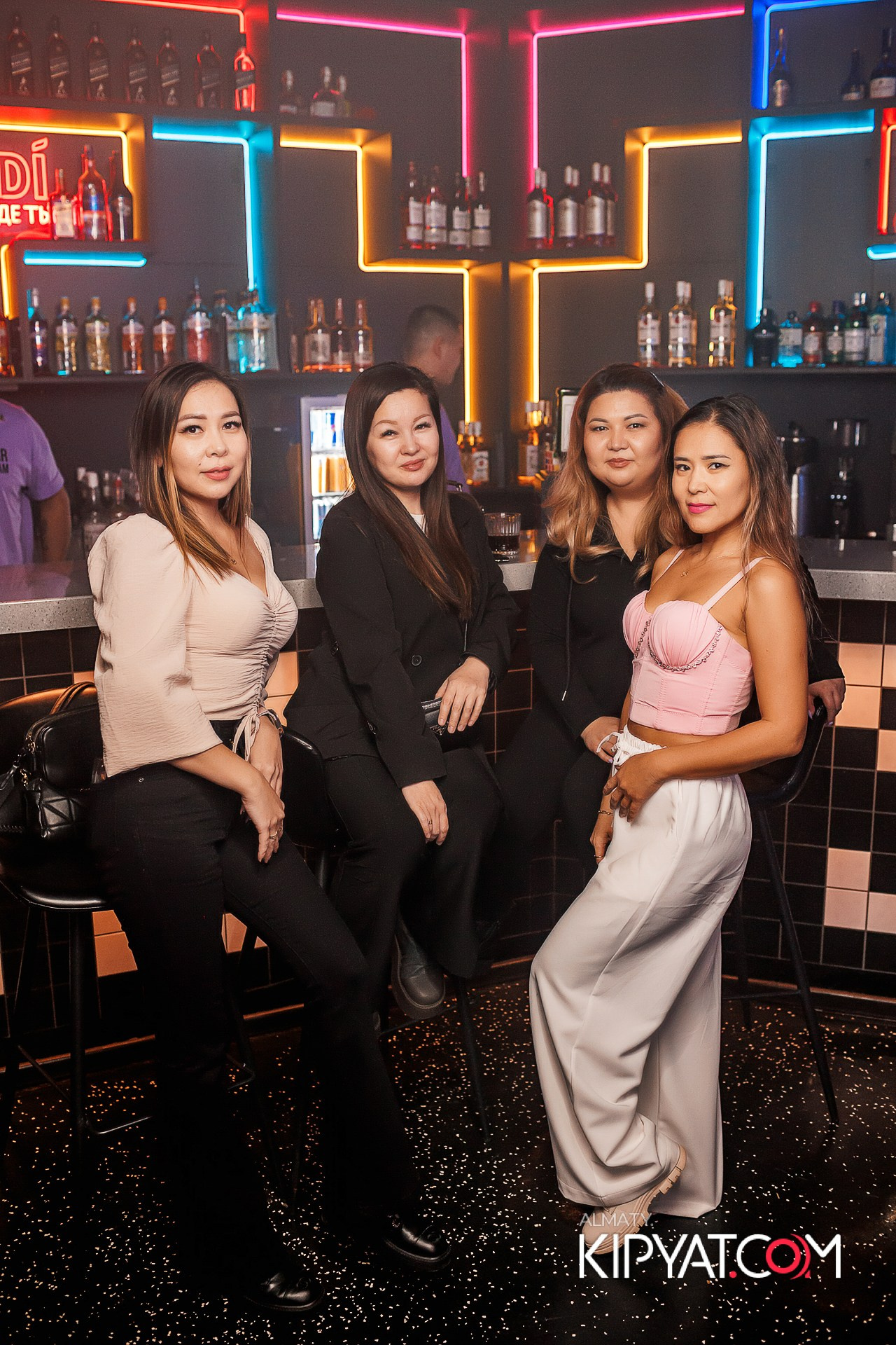 SANTA BARBARA — ВЫСТУПЛЕНИЕ ГРУППЫ REFLEX. КИПЯТКОМ АЛМАТЫ!