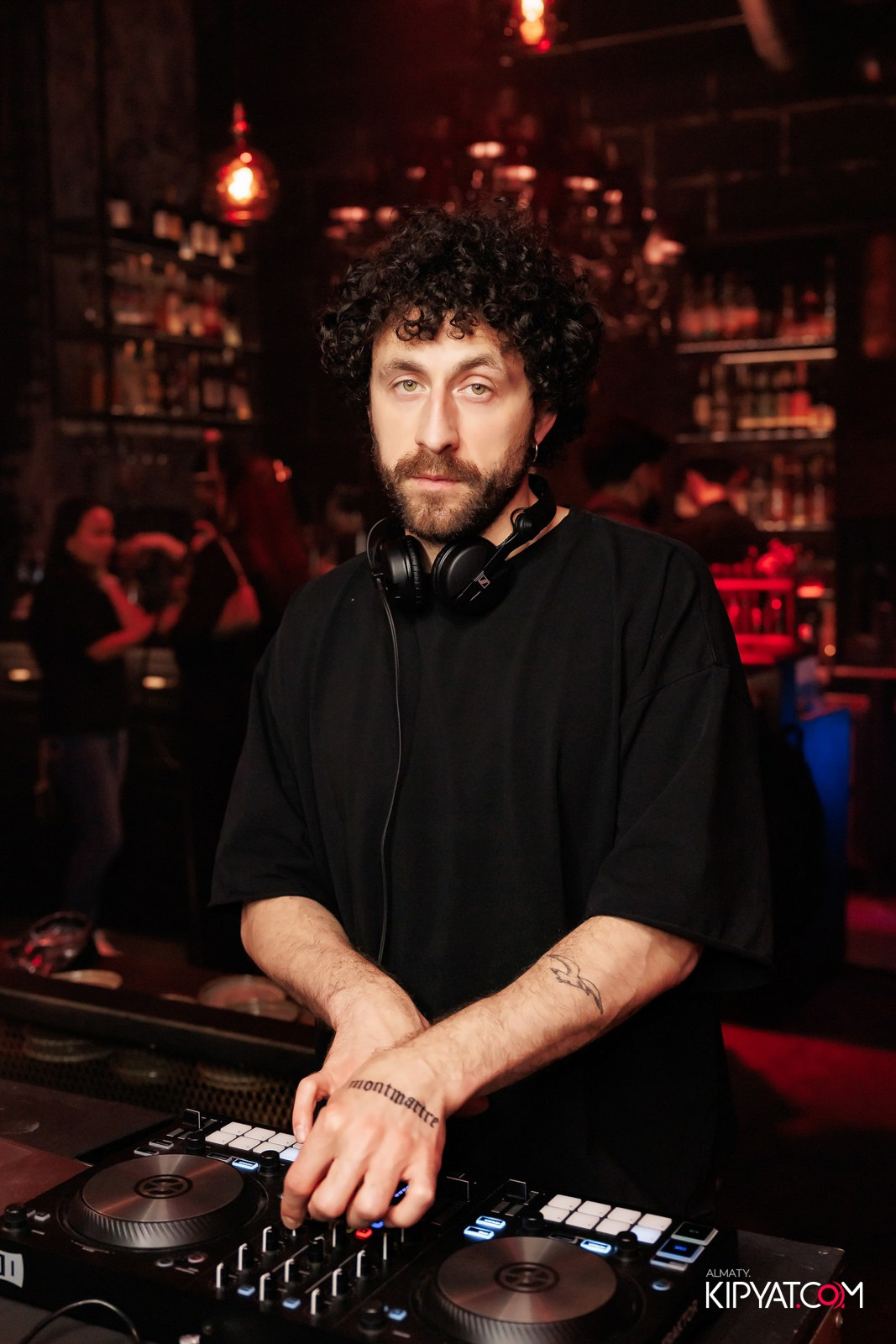 TANGIERS LOUNGE НА САТПАЕВА. КИПЯТКОМ АЛМАТЫ!