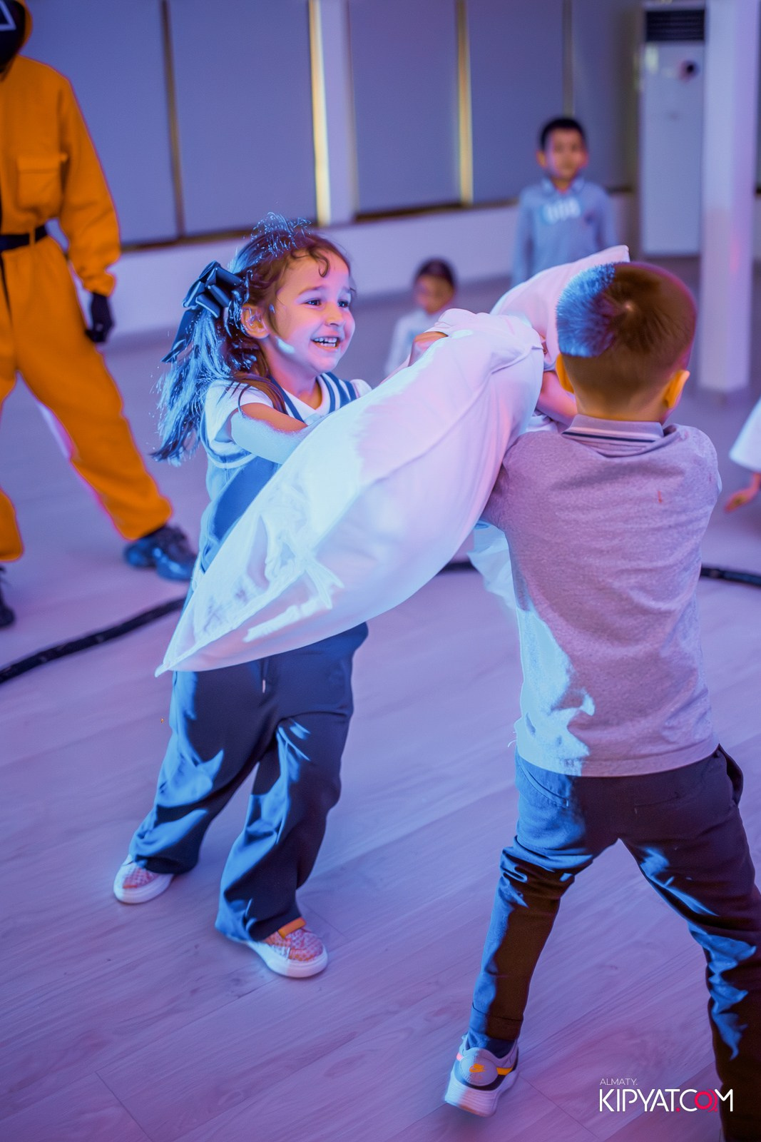 КВЕСТ-ШОУ ALAROVICH ИГРА В КАЛЬМАРА. КИПЯТКОМ АЛМАТЫ!