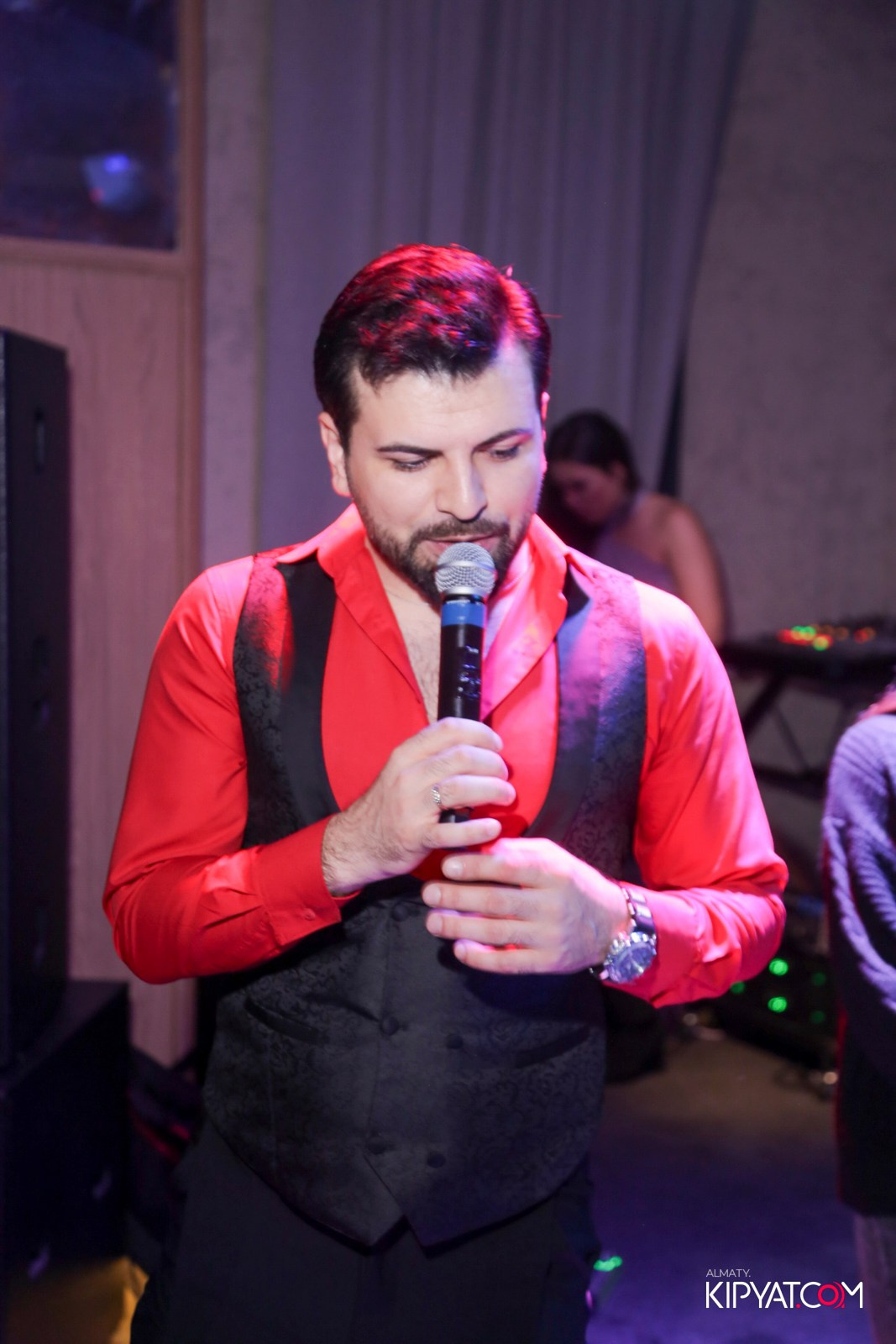 ПИНТА НА ТУЛЕБАЕВА. КИПЯТКОМ АЛМАТЫ! Фотосъемка мероприятий в Алматы