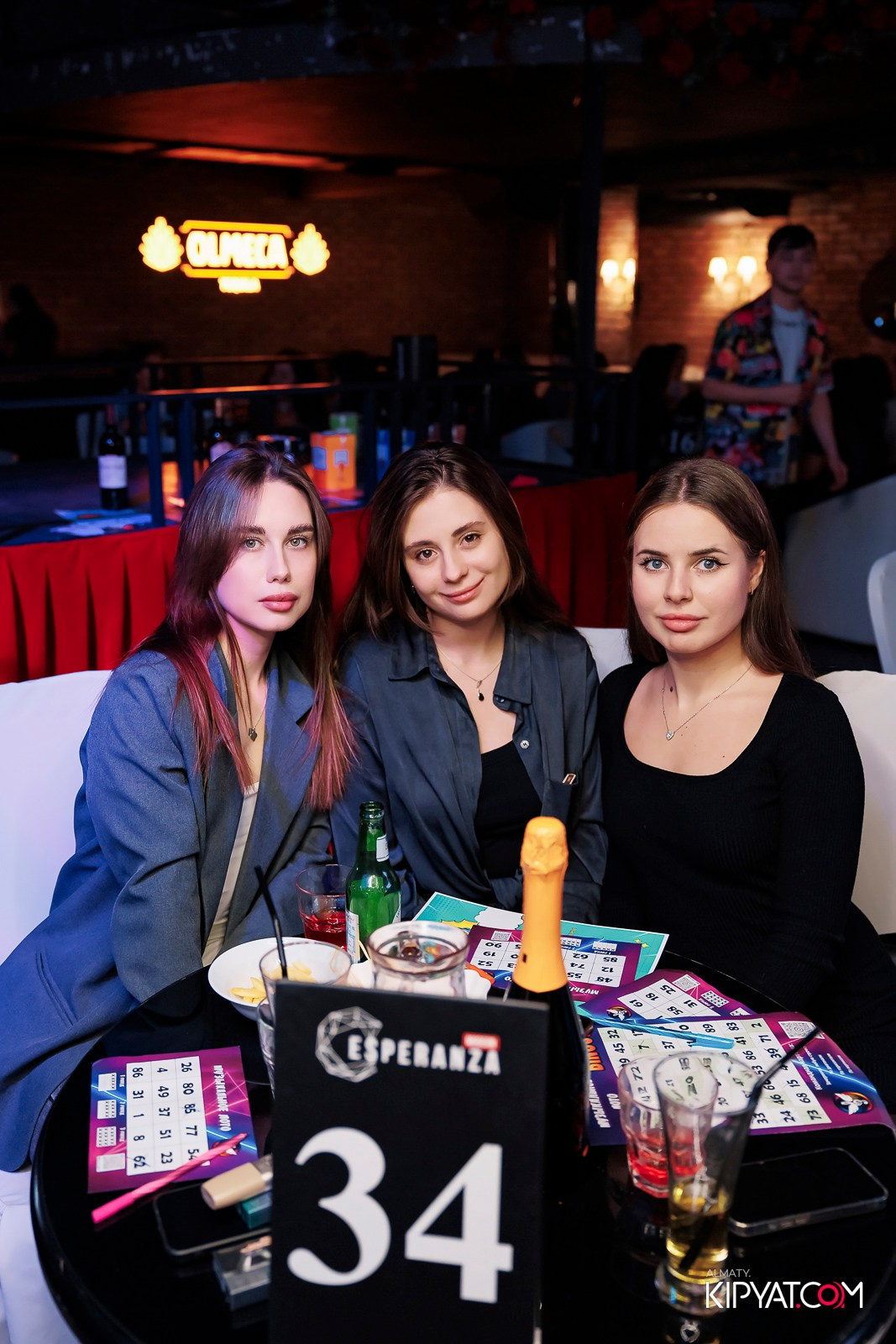 МУЗЫКАЛЬНОЕ ЛОТО В HIT RETRO. КИПЯТКОМ АЛМАТЫ!