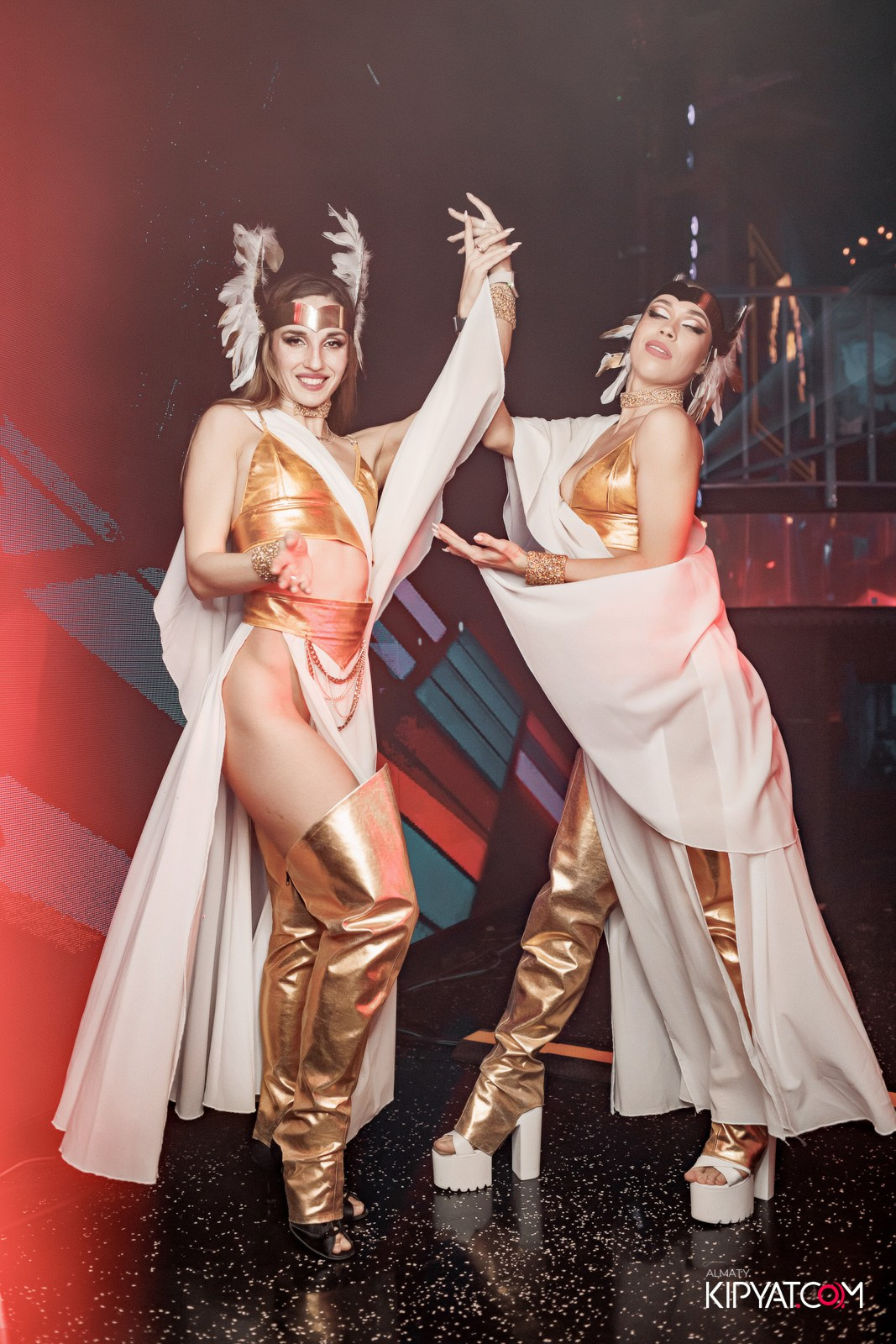 SANTA RAVE В НОЧНОМ КЛУБЕ SANTA BARBARA. КИПЯТКОМ АЛМАТЫ!