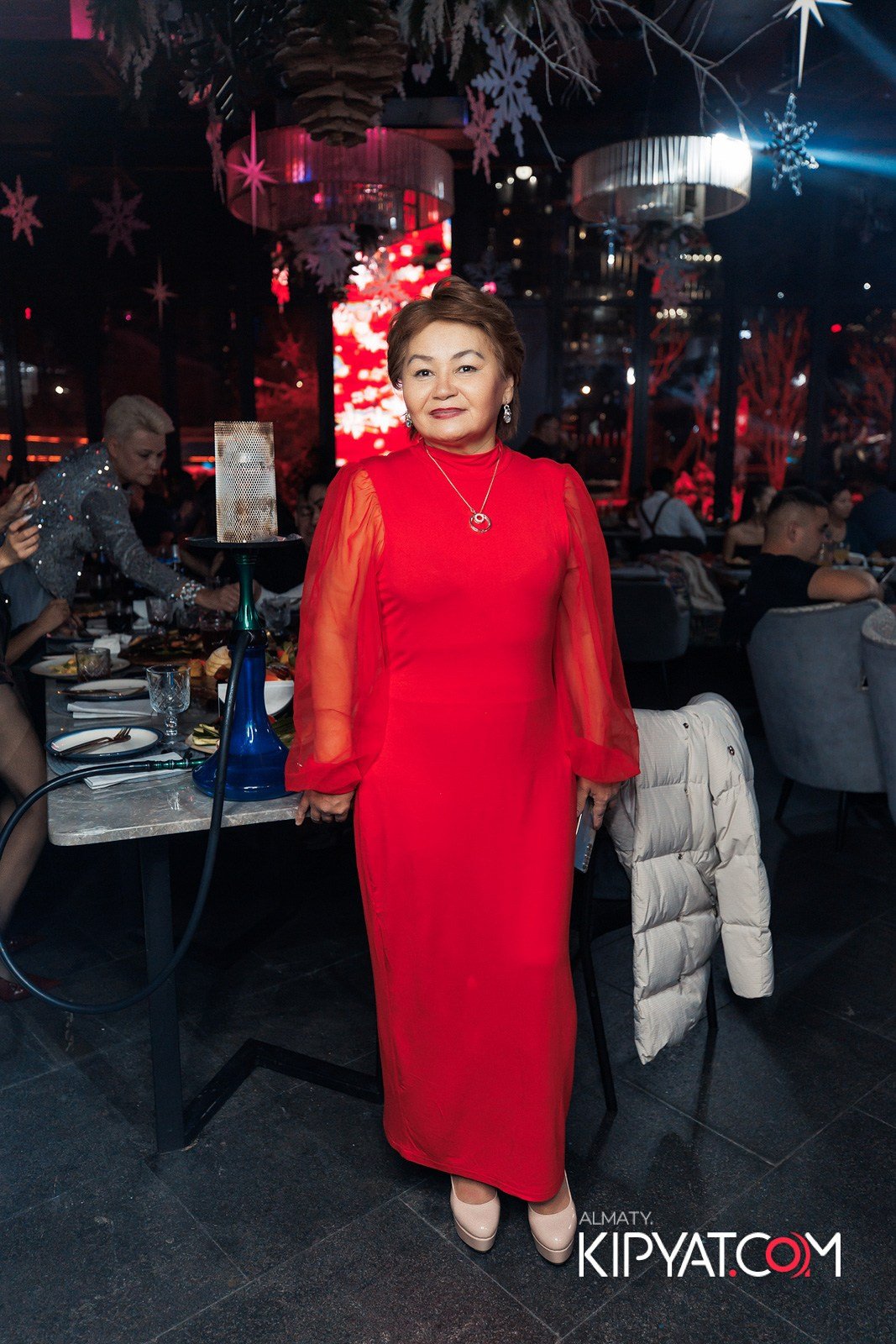 FRIENDS BAR & TERRACE. КИПЯТКОМ АЛМАТЫ!