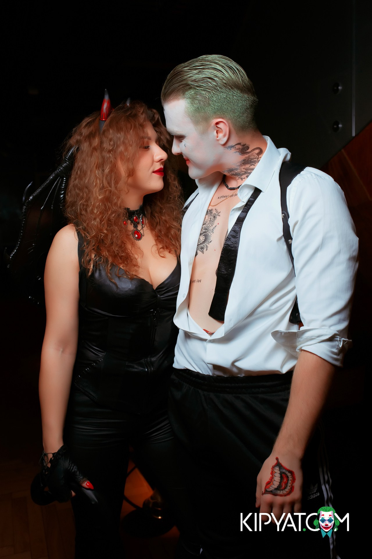 TO HE MOON LOUNGE & HOOKAN. КИПЯТКОМ АЛМАТЫ!