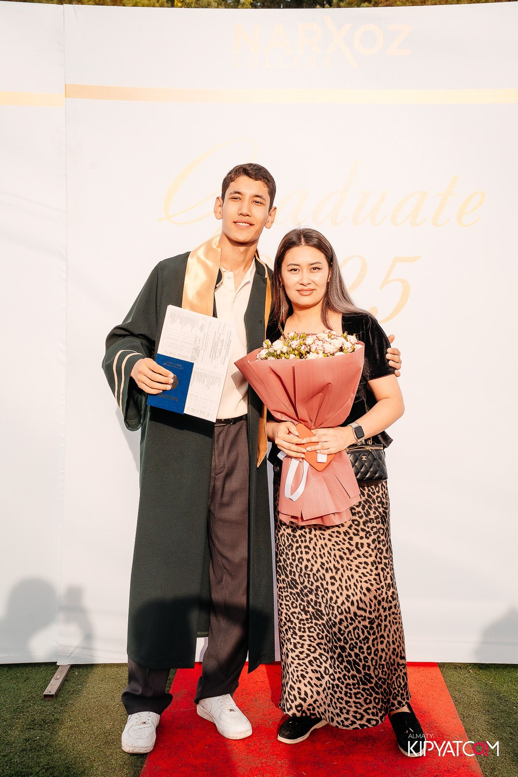 ВРУЧЕНИЕ ДИПЛОМОВ — НАРХОЗ КОЛЛЕДЖ. Part 1. КИПЯТКОМ АЛМАТЫ!