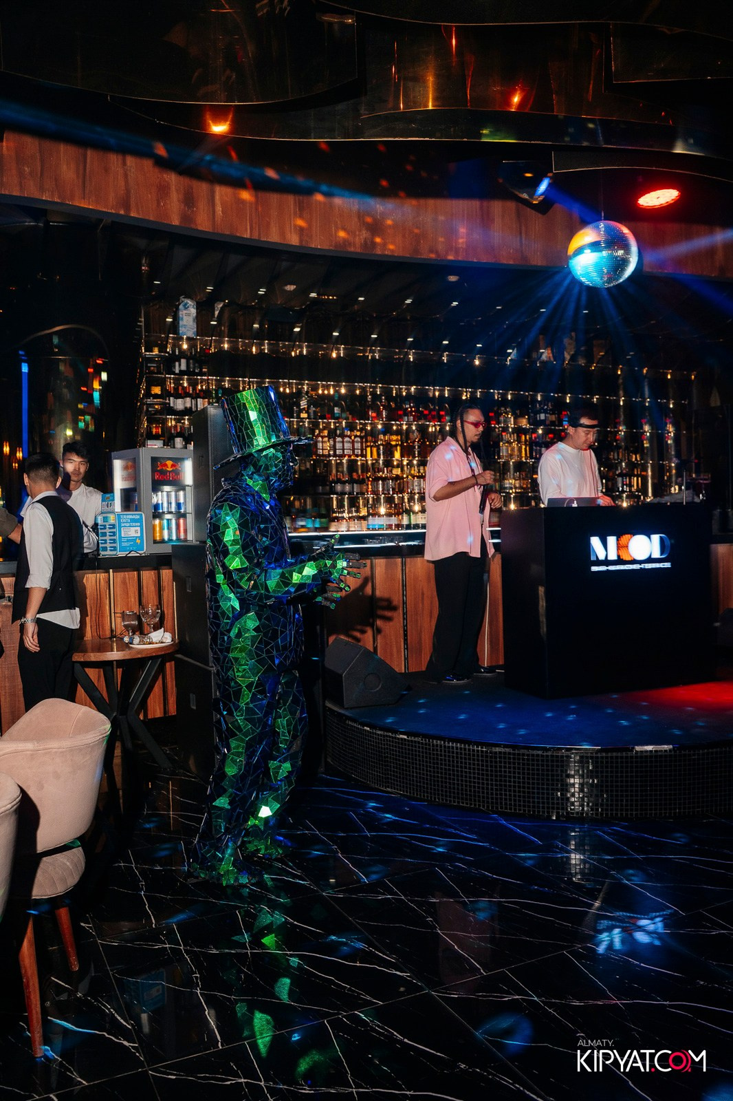 MOOD KARAOKE & TERRACE. КИПЯТКОМ АЛМАТЫ! Фотосъемка мероприятий в Алматы