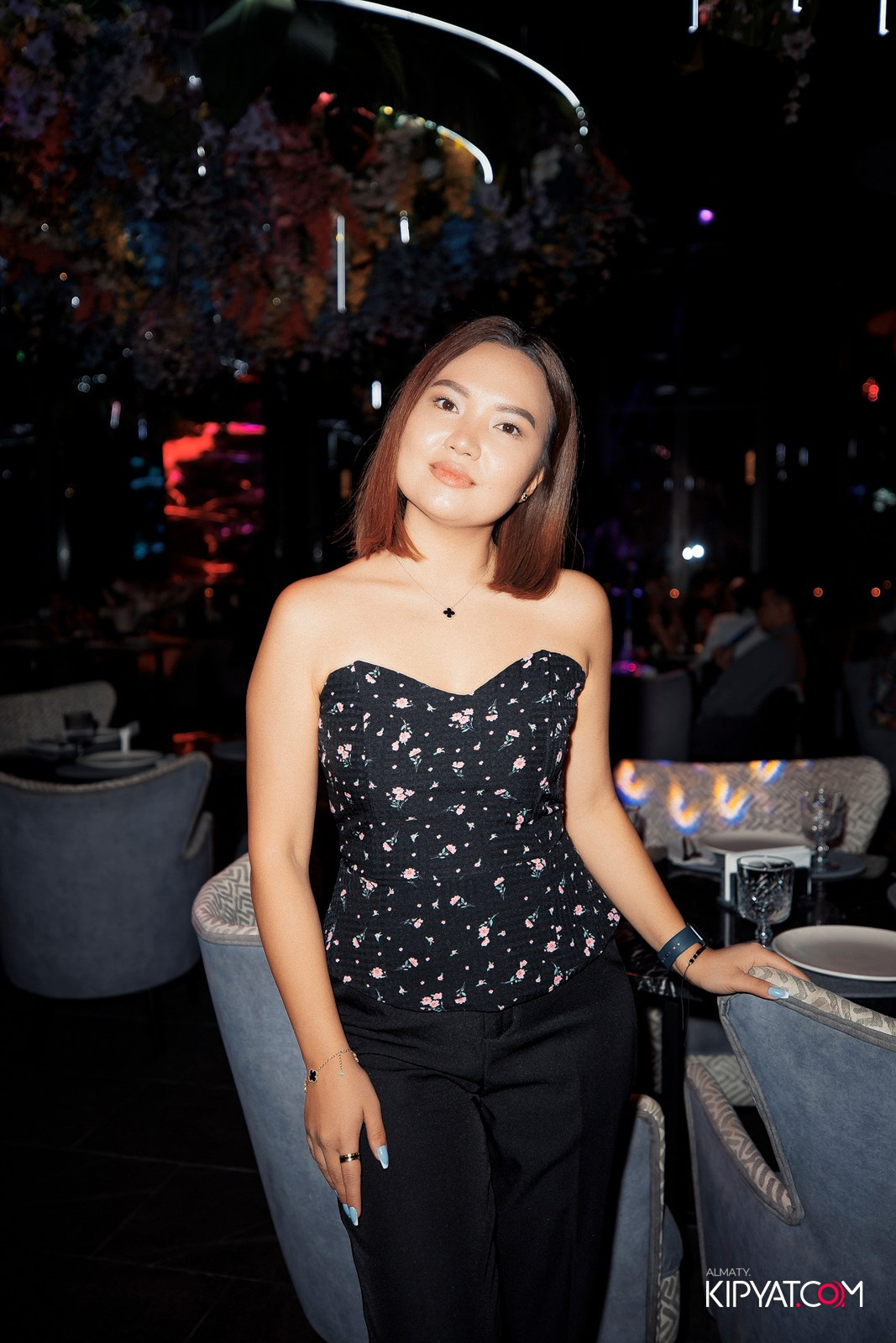 FRIENDS BAR & TERRACE. КИПЯТКОМ АЛМАТЫ!