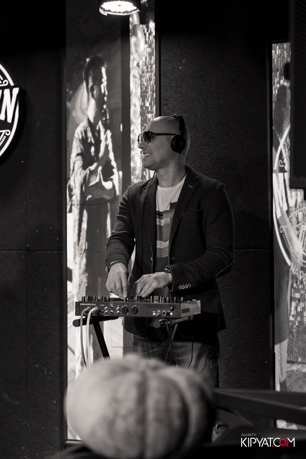 MUNCHEN PUB NA PANFILOVA. КИПЯТКОМ АЛМАТЫ!