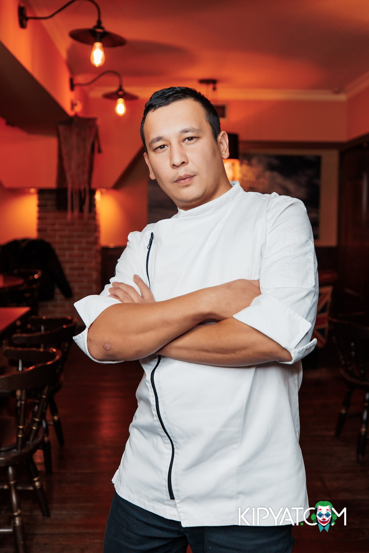 DICKENS RESTAURANT & BAR. КИПЯТКОМ АЛМАТЫ!