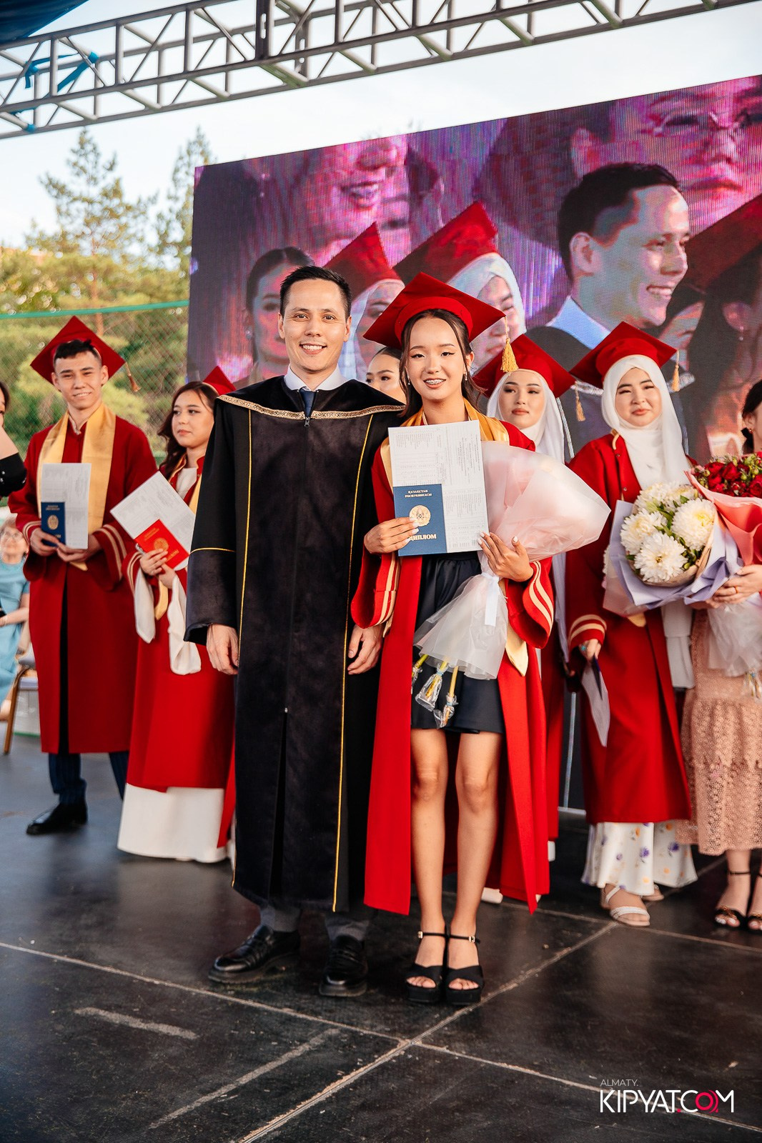 ВРУЧЕНИЕ ДИПЛОМОВ — НАРХОЗ КОЛЛЕДЖ. Part 3. КИПЯТКОМ АЛМАТЫ!