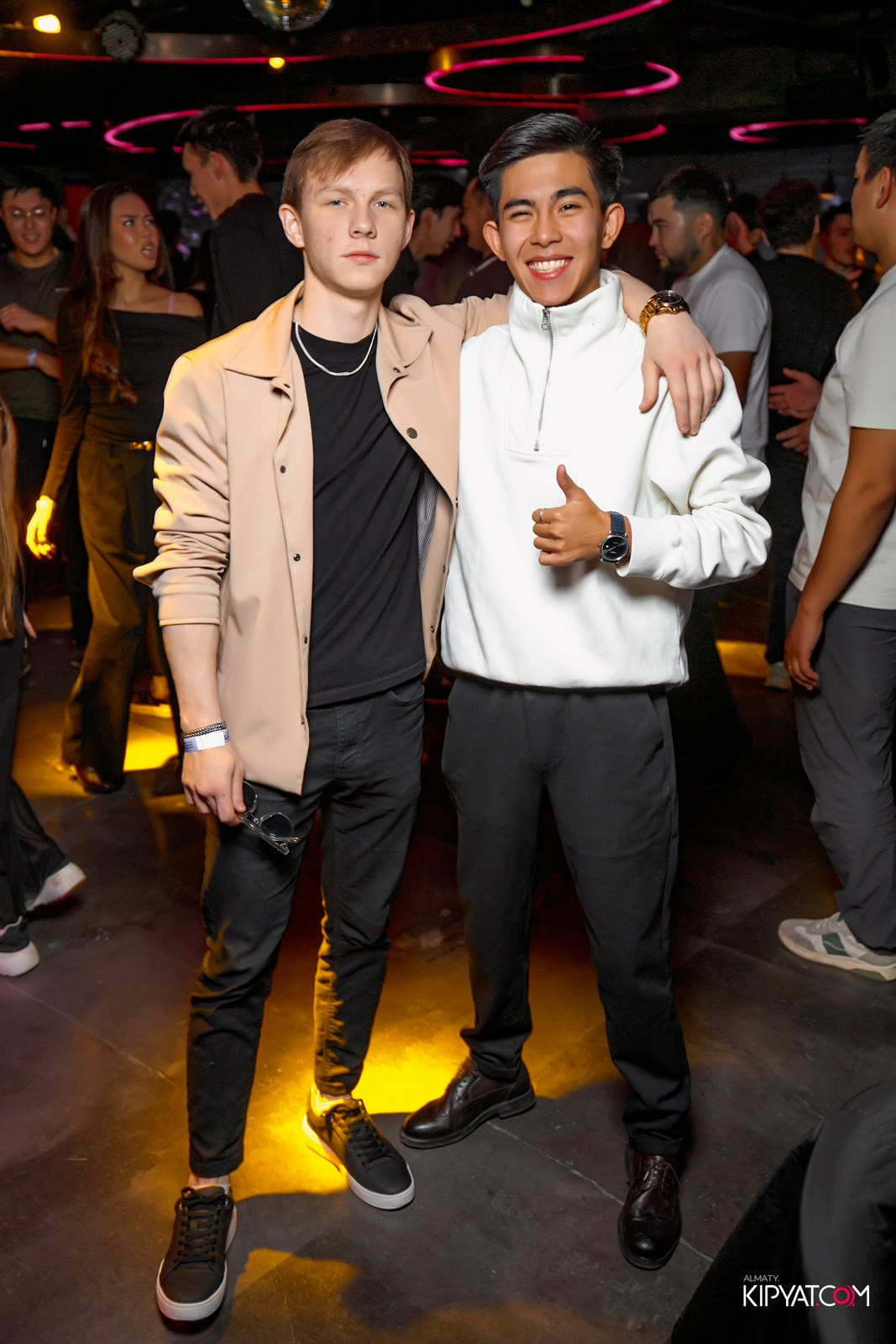 EVENT BAR. КИПЯТКОМ АЛМАТЫ!