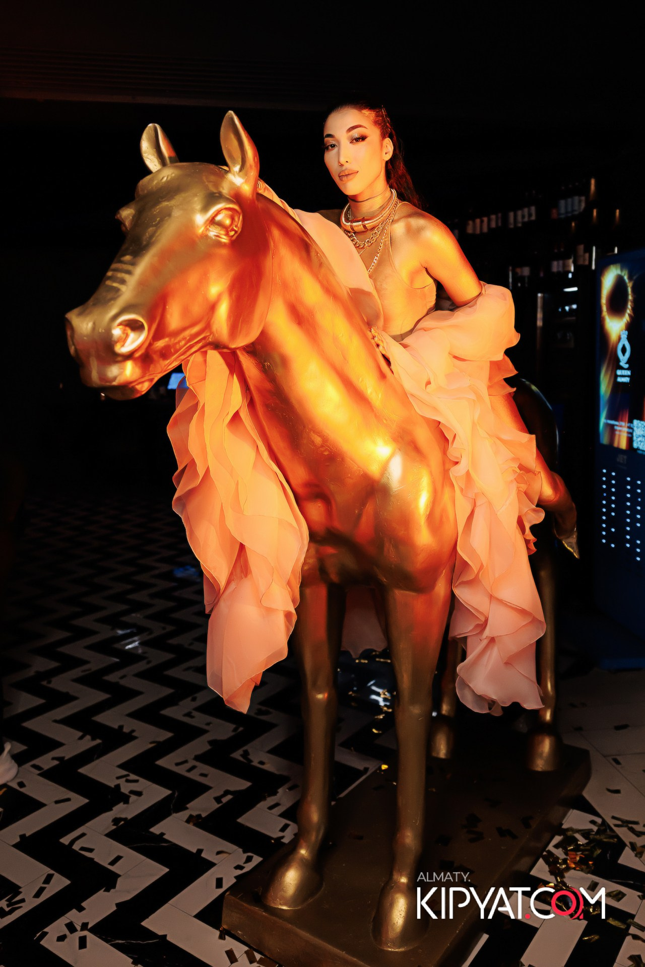 QUEEN. КИПЯТКОМ АЛМАТЫ!