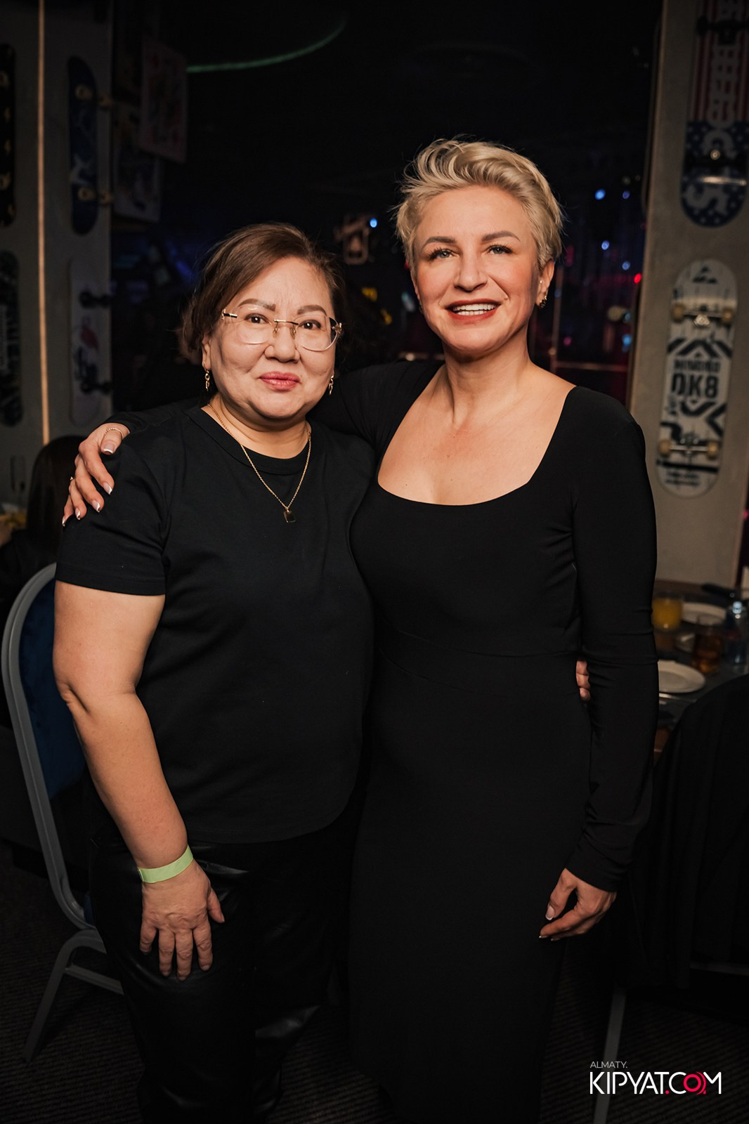 CLUB SHOW BY ИРИНА КАЙРАТОВНА В SANTA BARBARA CLUB. КИПЯТКОМ АЛМАТЫ!