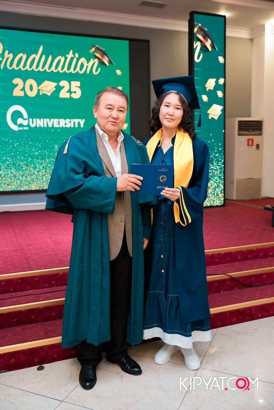 GRADUATION 2025 Q UNIVERSITY. КИПЯТКОМ АЛМАТЫ!