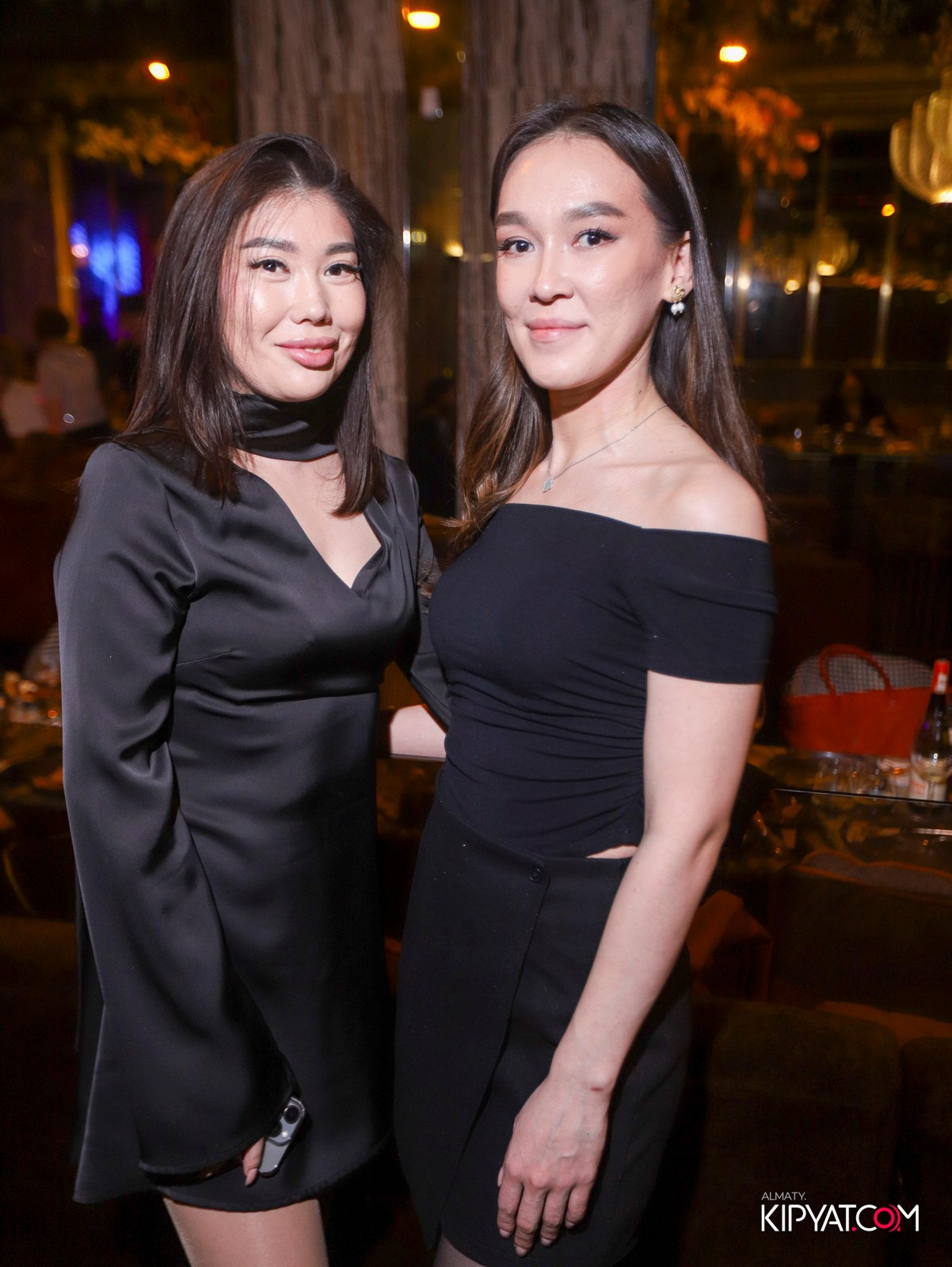 БАР ПАНАЕХАЛИ НА ДОСТЫК. КИПЯТКОМ АЛМАТЫ! Фотосъемка мероприятий в Алматы