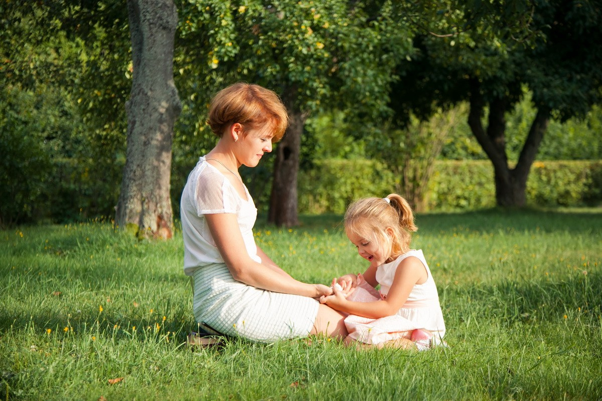 Семейная фотосессия в Петергофе. Фотограф крещение венчание в Петербурге! Помогает подобрать храм и посоветовал душевного батюшку в СПб