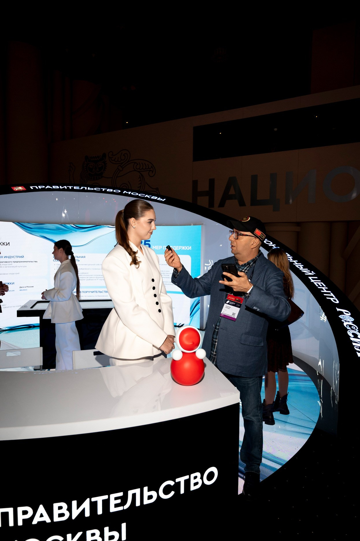 Российская креативная неделя. Фотограф для бизнеса Антон Горин