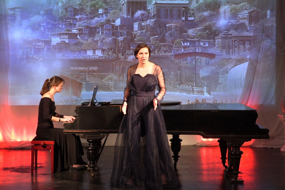 особняк К.И.Шрёдера, Петроградская набережная - 32. Концерт - опера в Доме Шрёдера