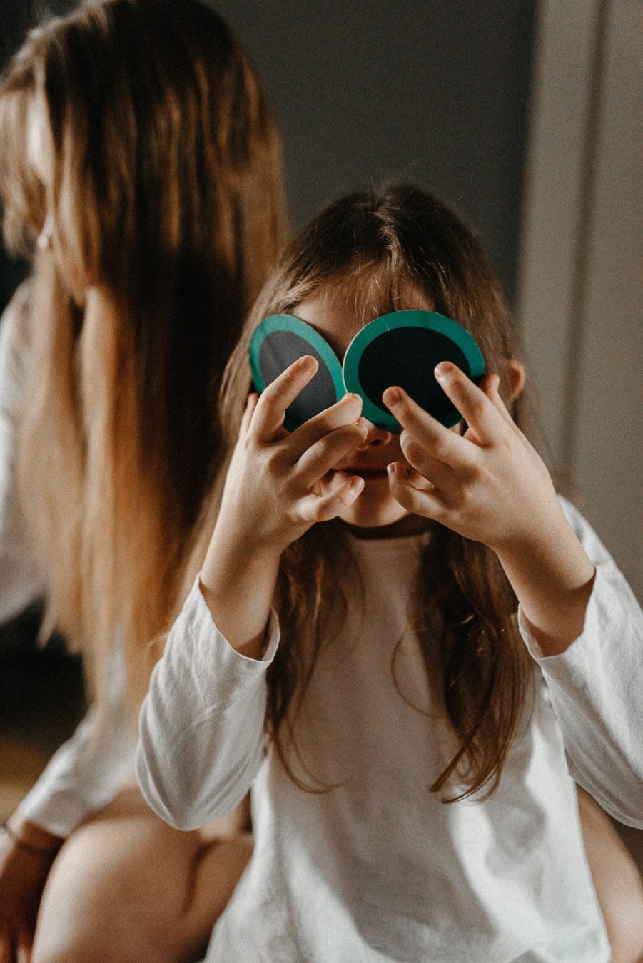 Костя, Яна, Кристина, Леон | дома