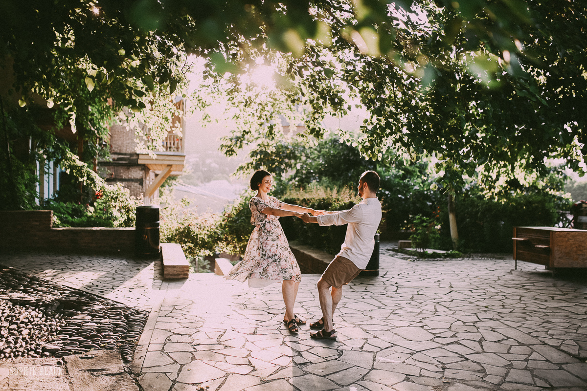 Яна и Дима в Тбилиси. Соня Черных (sophieblack)