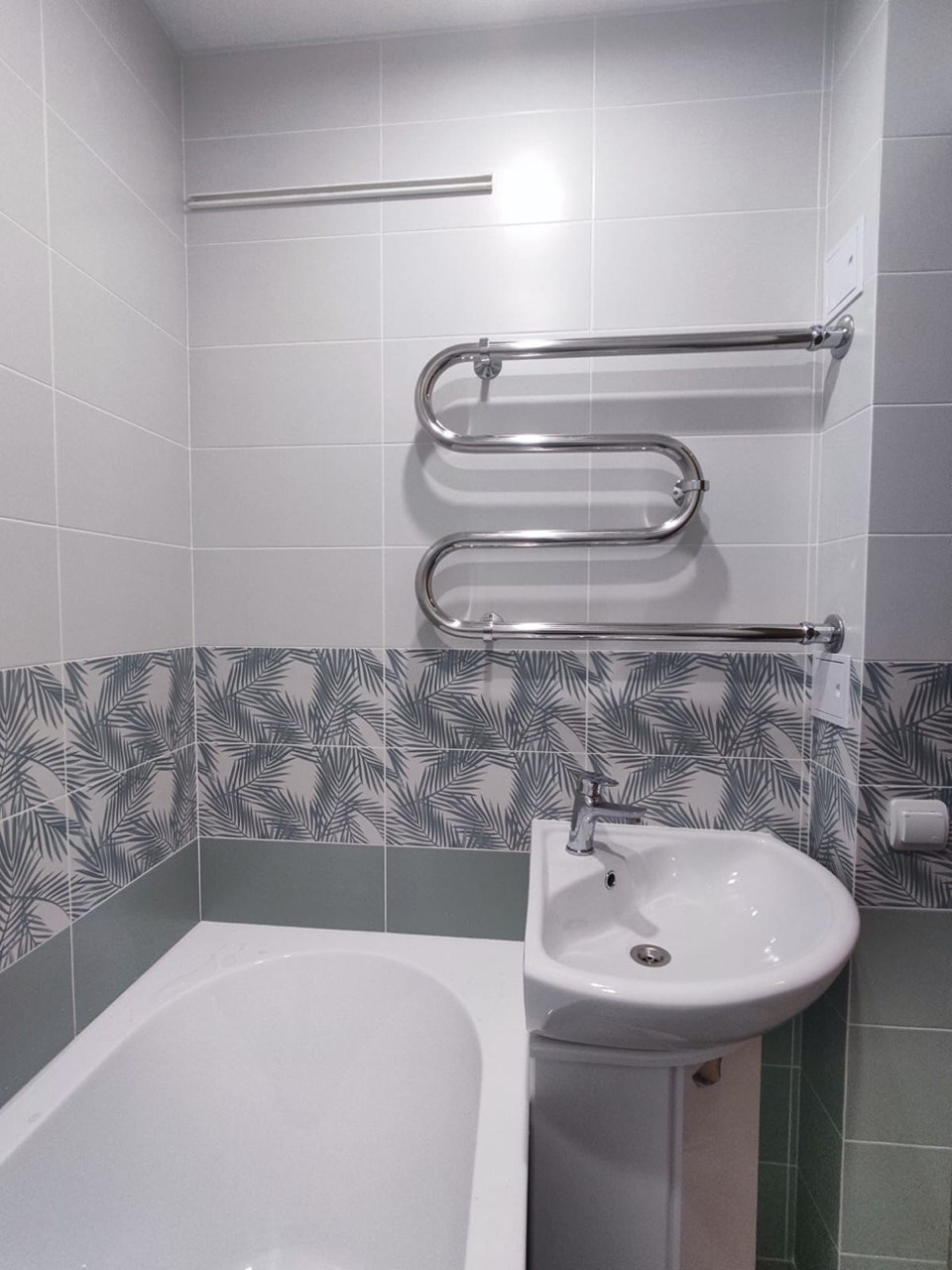 Ванная комната (ул. А. Губкина д. 1). Ремонт санузла, туалета, ванной под ключ в Казани. Укладка плитки