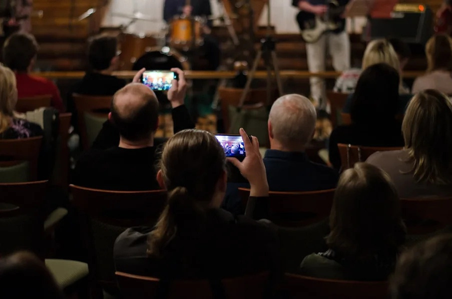 20 лет группе «FM». Свадебный видеограф и свадебный фотограф в Самаре Олег Слеб