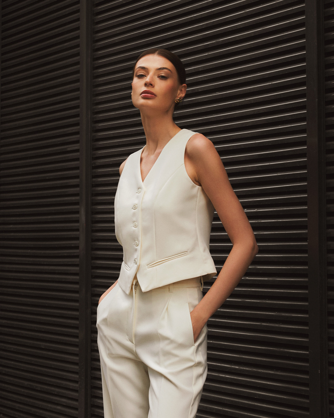 Кампейн для локального бренда одежды в Москве. Букалова Людмила — фотограф для брендов одежды в Москве