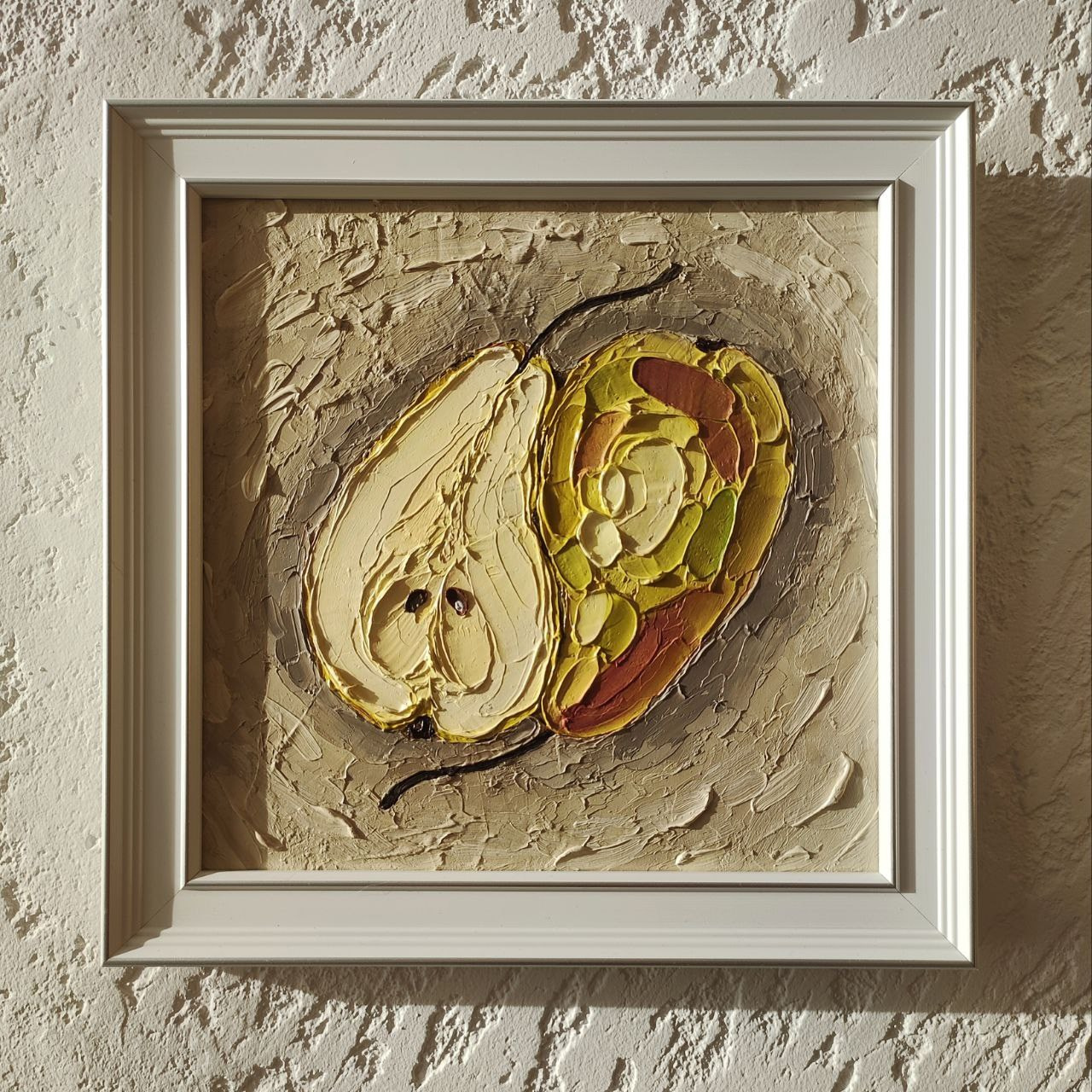 Натюрморт «Лимончики в черной вазе». Бумага, масл. пастель. 25×25 см. 900р. Галерея авторских картин художницы Бельмесовой Евгении