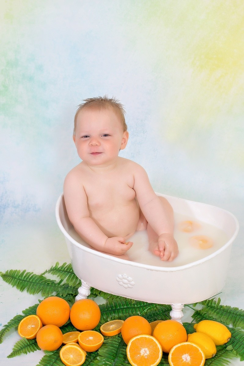 Молочные ванны. Выпускные альбомы в Тутаеве.Захарова Лариса