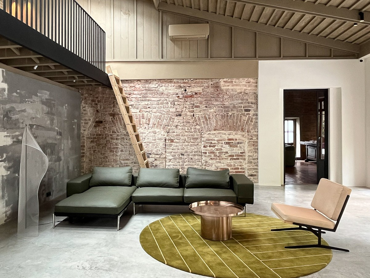 Лучшие фотостудии Москвы для съемки одежды и других товаров