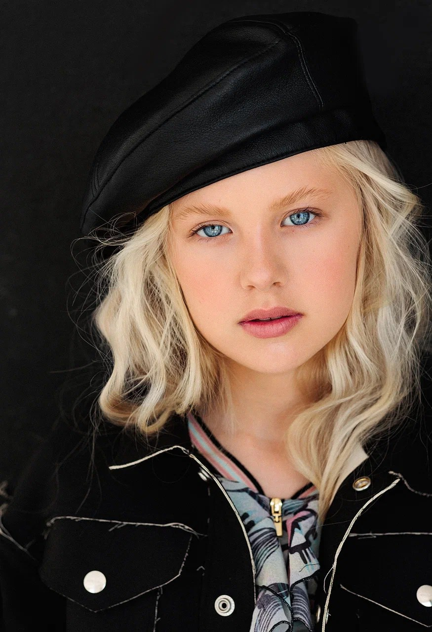 Бельская Ксения 12 ЛЕТ 158 СМ. Детское модельное агентство Musthave agency. База профессиональных моделей