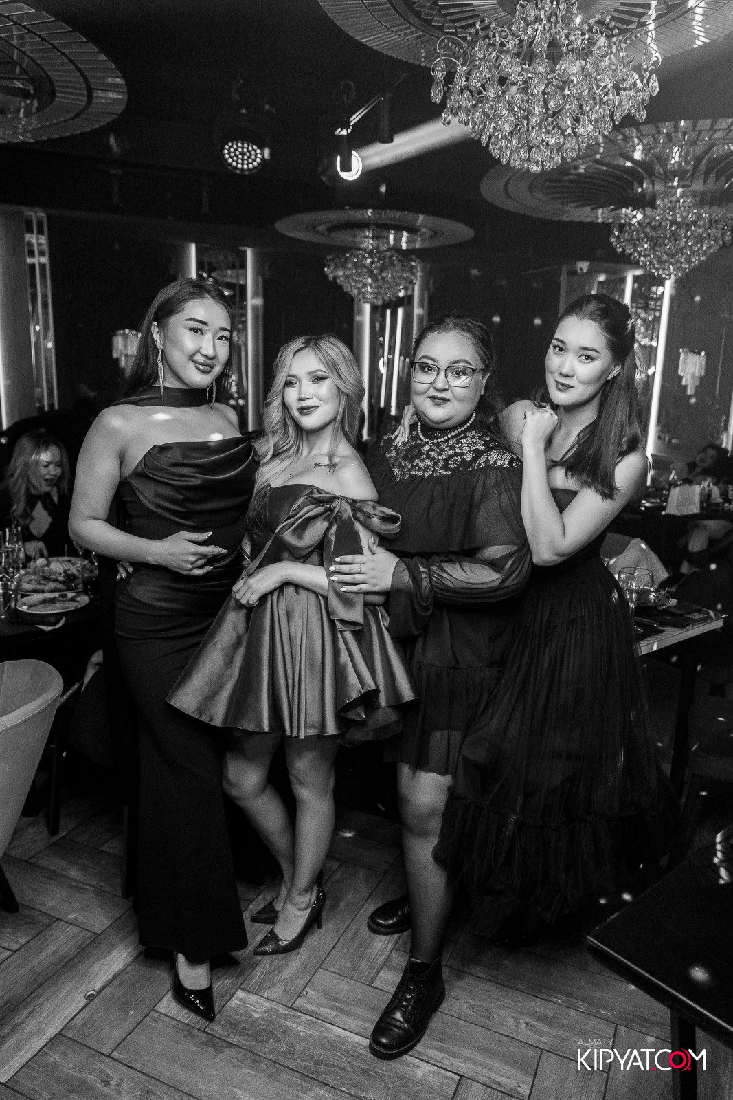 ЗАЯ, НА БИС. КИПЯТКОМ АЛМАТЫ! Фотосъемка мероприятий в Алматы