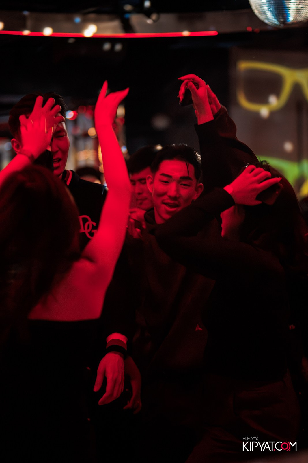 EVENT BAR. КИПЯТКОМ АЛМАТЫ!